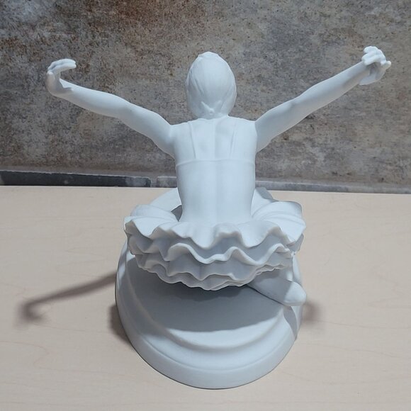 Edward Marshall Boehm Bisque Porcelain Ballet Figurine Swan Lake - Picture 5 of 15